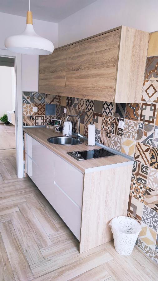 Apartman Lena Appartement Tuzla Buitenkant foto