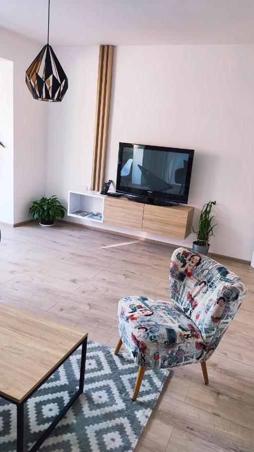 Apartman Lena Appartement Tuzla Buitenkant foto