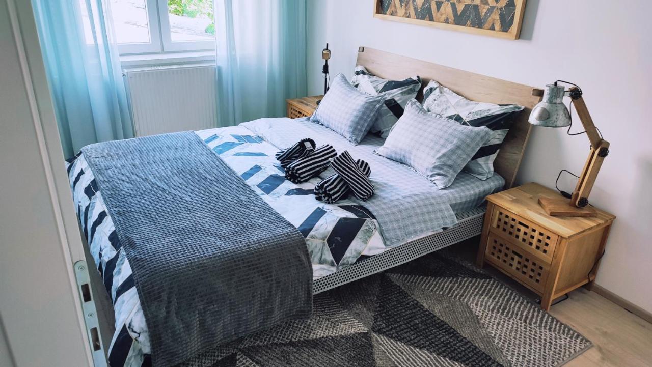 Apartman Lena Appartement Tuzla Buitenkant foto